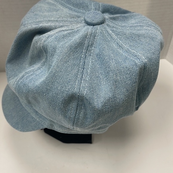 - 𝅺BLUE jean baker hat pre owned - Picture 3 of 5